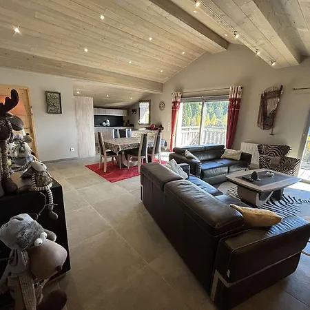 Moderne 5 Pieces, Proche Des Pistes Avec Cheminee, Terrasse, Parking Et Bois Inclus - Fr-1-297-346 Auris